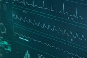 Tragedie în lumea mondenă! O vedetă de la noi, în MOARTE CLINICĂ după ce a fost la saună