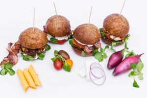 Când vrei un burger bun… La Vaca Grasă