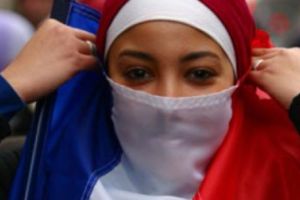 FRANȚA îşi păstrează TERITORIUL. Rezultatul REFERENDUMULUI, favorabil Parisului