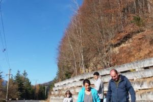 Poliţiştii au făcut curăţenie pe Transfăgărăşan