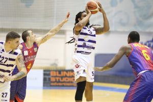 Baschetbalistii de la SCM Timisoara, la primul succes din sezon