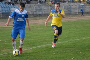 După trei victorii a venit şi înfrângerea pentru CS Hunedoara