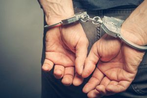 Devean prins la doi ani după o crimă comisă în Franţa