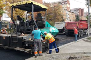 Lucrările de pe „strada uitată” intră în linie dreaptă