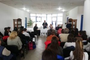 Zi plină de evenimente culturale, la Întorsura Buzăului:  Lansarea Colecţiei „România – Marea Unire – 1918 – 2018” şi Expoziţia  organizată de  MNCR