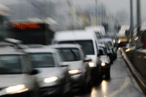 INFOTRAFIC. Cum se desfăşoară circulaţia pe principalele drumuri din România