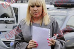 DEZVĂLUIRE ȘOCANTĂ: Condiţiile în care Elena UDREA este OBLIGATĂ să îşi alăpteze fetiţa