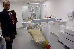 Dr. Alexandru Maier şi-a inaugurat noul cabinet stomatologic din Suceava