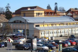 Acces schimbat în parcarea de la Teatru – Se pun bariere