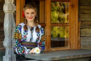 „Bucovină, dulce Bucovină”, cel mai recent cântec lansat de suceveanca Andra Matei