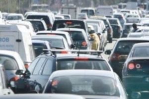 Cresc cu 50% impozitele pentru maşini şi unele proprietăţi într-un oraş din România