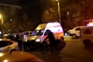 Accident între un motociclist şi un autoturism în Gherogheni. O persoană a fost rănită