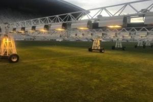 Gazonul de pe Cluj Arena, ajutat să crească mai repede cu o instalaţie de 350 de mii de EURO