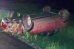 Rupt de beat, s-a răsturnat cu maşina