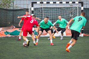 Au rămas aceiaşi lideri în Campionatul Realsport de minifotbal Deva