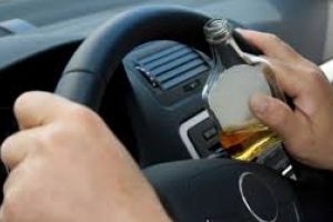 Șofer beat, urmărit în trafic