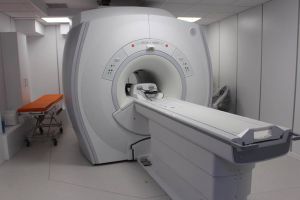 Instalarea echipamentului RMN la SJU Bistriţa, aproape de final