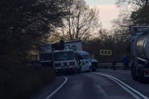 CARAMBOL pe un drum din judeţ! Circulaţia este BLOCATĂ