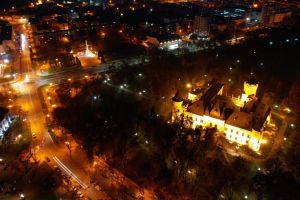 FOTO. Văzut noaptea, din aer, Careiul se înfăţişează în linii şi culori. Imagini spectaculoase