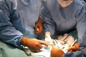 Subprogramul de reconstrucţie mamară funcţionează în 19 spitale, din opt judeţe şi din Bucureşti