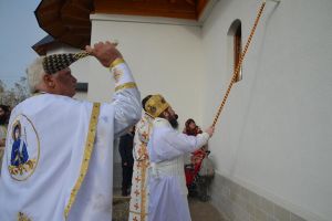 Biserica din satul Vâlcele a fost sfinţită de Preasfinţitul Părinte Damaschin Dorneanul