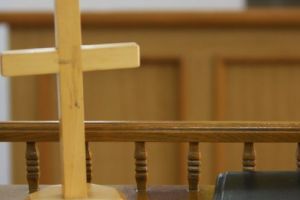 Bărbaţi condamnaţi pentru furt calificat, trimişi după gratii