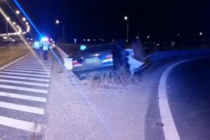 FOTO Accident pe autostradă la Sibiu – Două persoane rănite
