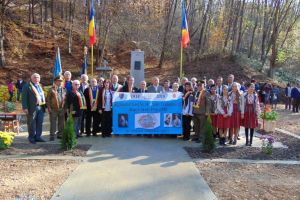 Ceremonial militar-religios la Brătuia – CEREMONIAL MILITAR-RELIGIOS ÎN VALEA BRĂTUII