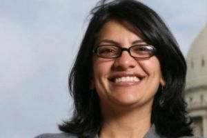 SUA, alegeri intermediare-curiozităţi: Primul gay, prima musulmană, prima femeie cea mai TÂNĂRĂ