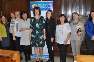 FOTO: Ofiţerii de stare civilă, instruiţi la Târgu-Mureş