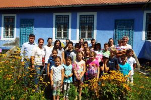 Copiii sibieni expun fotografii despre viaţa la sat la Muzeul Astra