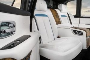 Cel mai scump SUV din lume soseşte săptămâna viitoare în România
