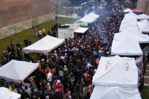 1 DECEMBRIE 2018, la Alba Iulia: Număr record de porţii, pregătite la MASA POPULARĂ – peste 45.000/ Ce se va găti