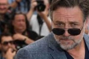 Russell Crowe este absolut de nerecunoscut. Ce i s-a întâmplat celebrului actor. Foto în articol