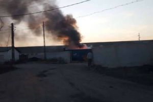 VIDEO Flăcările au cuprins halda de gunoi din Vinţişoara. Incendiu de vegetaţie uscată pe centura municipiului Alba Iulia