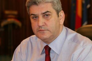 Ce spune fostul vicepremier Gabriel Oprea despre dosarul in care a fost trimis in judecata in legatura cu moartea politistului Bogdan Gigina