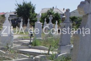 Cimitirul din Valu lui Traian, reabilitat din banii Primariei (document)
