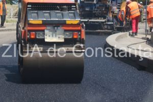Peste sase kilometri de sosea intra in reabilitare in comuna Costinesti. Cat costa proiectul (document)