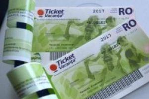 Angajaţii Consiliului Judeţean vor primi luna acesta tichetele de vacanţă