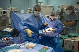 Fenomenul burnout ia amploare! Mii de angajaţi epuizaţi prin muncă