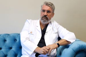 Dr Martin Andrei – Implantul mamar şi rinoplastia (VIDEO)