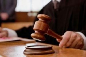 E supărat de vârsta pe care o are şi a cerut în instanţă să i se scadă 20 de ani