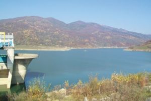 Barajele din Prahova, verificate de Ministerul Apelor şi Pădurilor