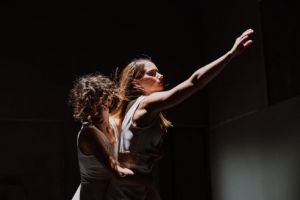 Spectacolul de teatru-dans „Introspectio”, la Alter-Native 26