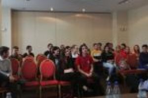 De 10 ani, BuzzCamp se îngrijeşte de destinele a mii de tineri