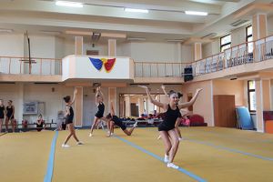 CNS Cetate Deva şi CSŞ Petroşani merg la Naţionalele de Gimnastică Aerobică