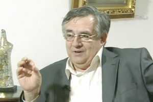 Educaţia…şi Lecţia de viaţă  –  România în Anul Centenar – Interviu cu Domnul Prof. univ. dr. Dan VOINEA, Decanul Facultăţii de Drept şi Ştiinţe Economice, Universitatea «TITU MAIORESCU» Târgu-Jiu –  “Educaţia poate salva societatea, iar lipsa educaţiei reprezintă un flagel care îmbolnăveşte societatea”