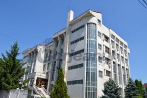 Bărbatul care a încălcat ordinul de protecţie din cauza geloziei, eliberat