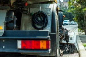 Accident groaznic la Constanta. Gunoier omorât de maşina firmei de salubrizare