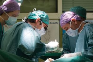 Sibiul nu poate interveni cu operaţie la un caz ca al lui Florin Busuioc. Unde se poate